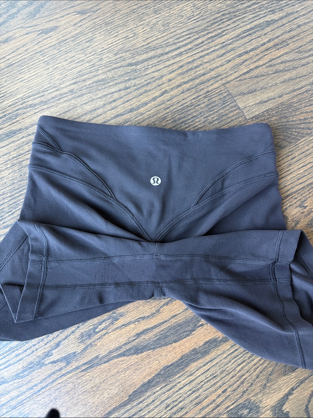 lululemon Align Curve Seam High-Rise Bike Shorts 6” inseam Black size 4 RARE EUC - Picture 3 of 11